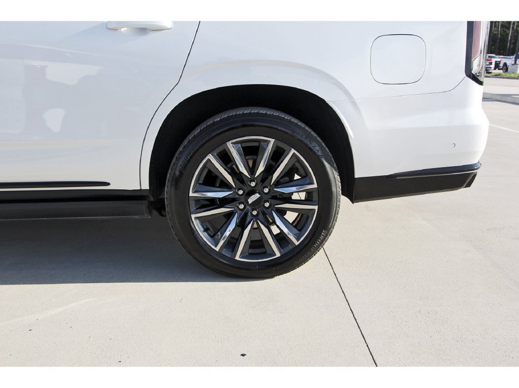 Used 2024 Cadillac Escalade Sport w/ LPO, ONYX Package AWD/4WD image 35