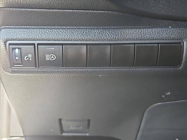 Certified 2026 Toyota Corolla SE w/ SE Package FWD image 16