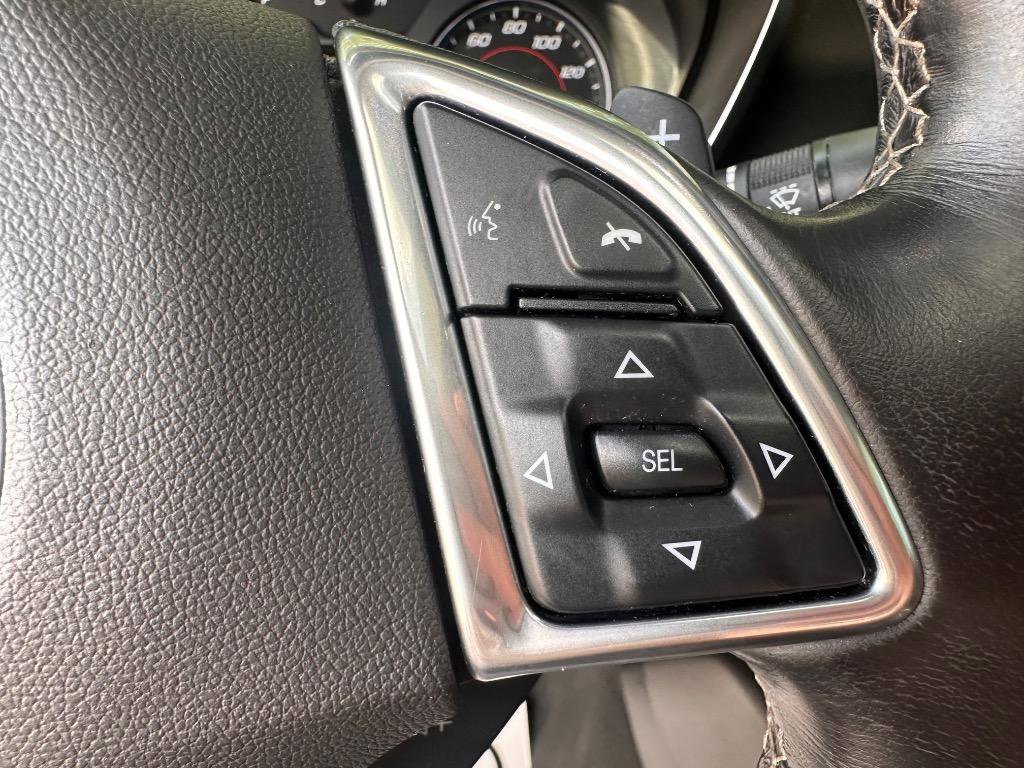 Used 2020 Chevrolet Camaro LT w/ Technology Package RWD image 12