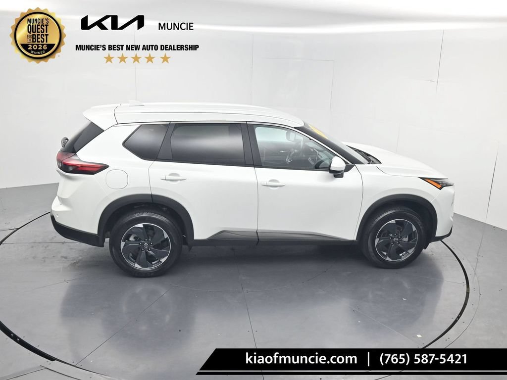 Used 2024 Nissan Rogue SV AWD/4WD image 51