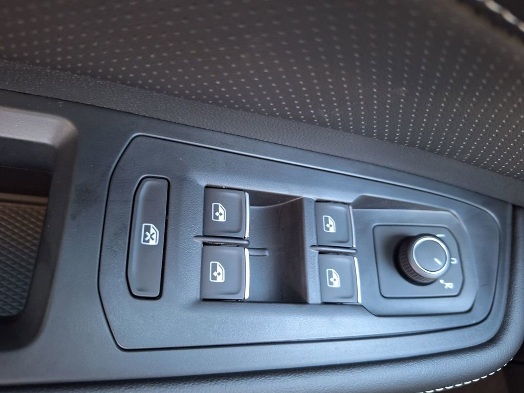 New 2026 Volkswagen Atlas Cross Sport SE image 20