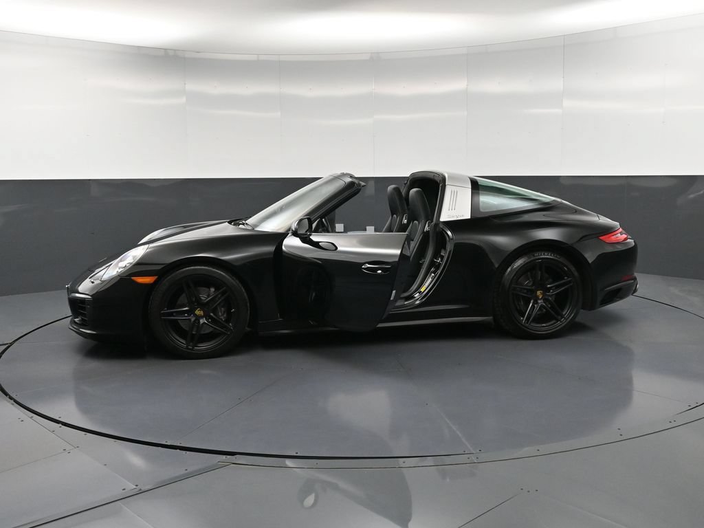 Certified 2017 Porsche 911 Targa 4 AWD/4WD image 38