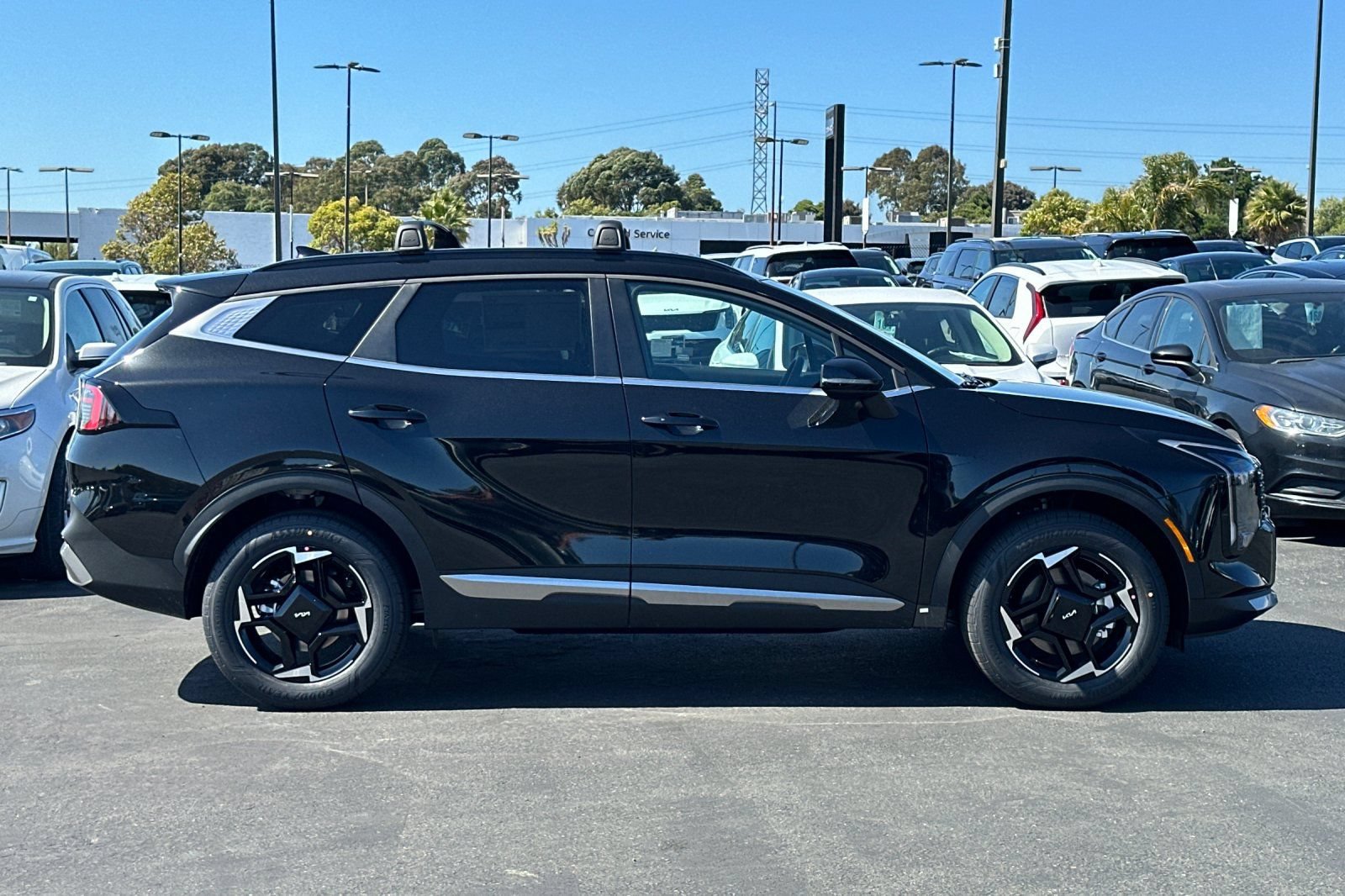 New 2026 Kia Sportage EX AWD/4WD image 3