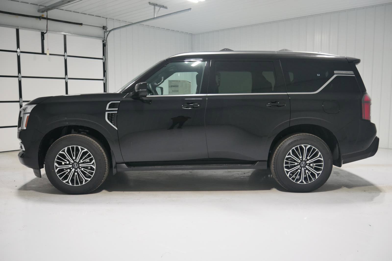 New 2026 Nissan Armada SL w/ Convenience Package image 8