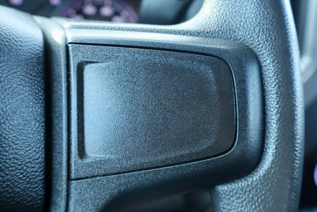 Used 2023 Chevrolet Silverado 1500 Custom image 13