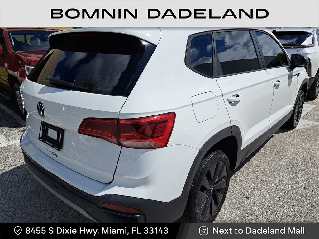 Used 2022 Volkswagen Taos S w/ IQ Drive S Package image 4