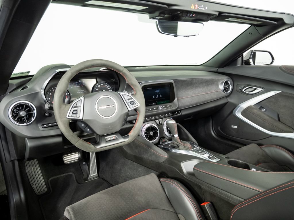 Used 2023 Chevrolet Camaro ZL1 RWD image 4