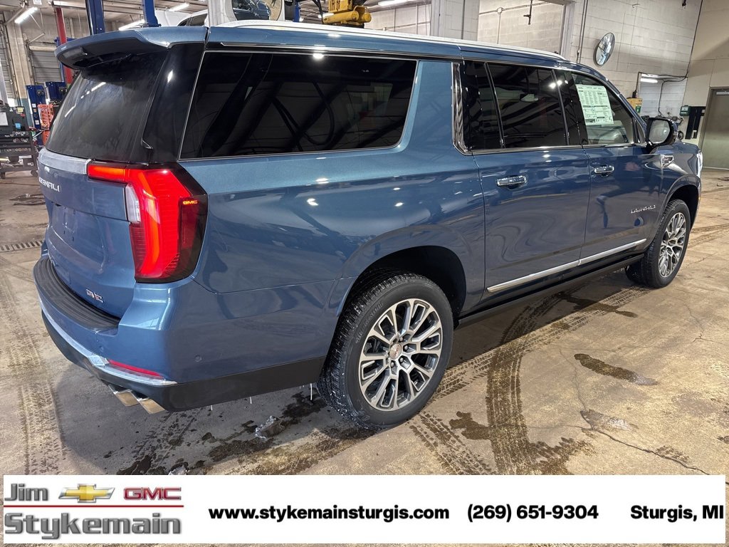 New 2026 GMC Yukon XL Denali w/ Sun & Power Step Package image 9