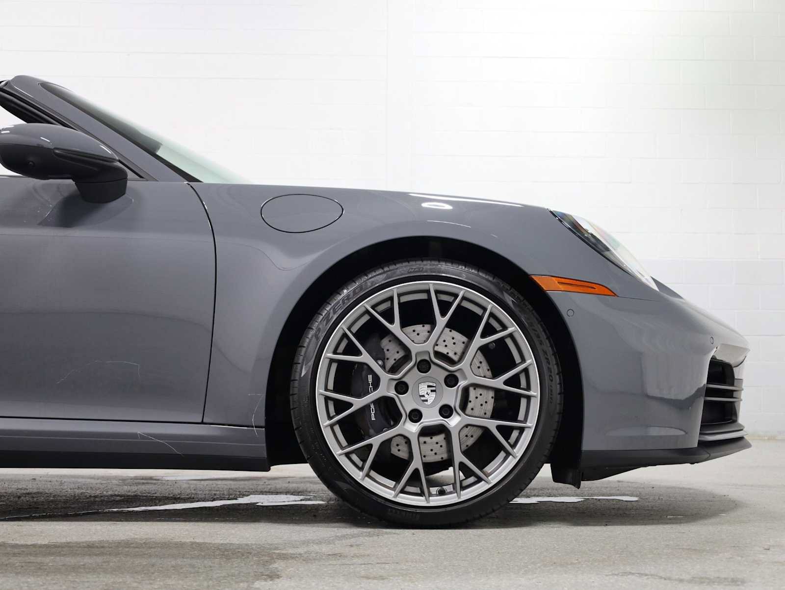 Certified 2025 Porsche 911 Carrera RWD image 11
