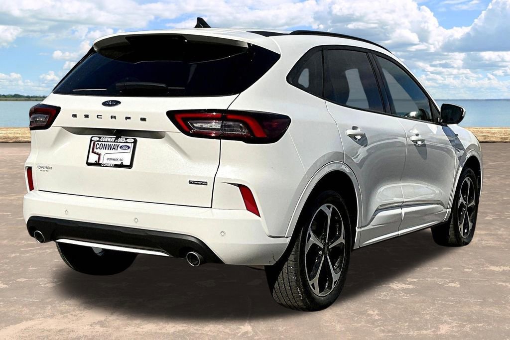 Used 2025 Ford Escape ST-Line Elite w/ Premium Technology Package image 8