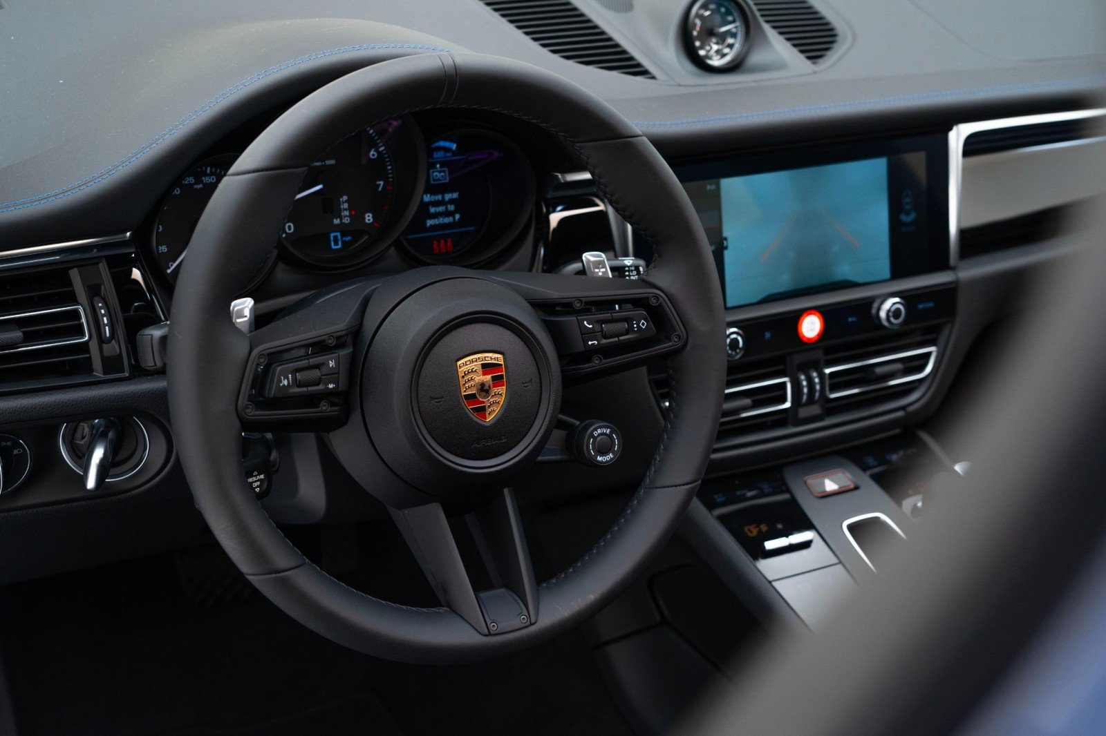 New 2025 Porsche Macan image 20