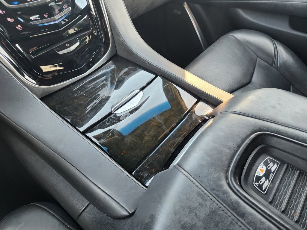 Used 2019 Cadillac Escalade ESV Platinum image 21