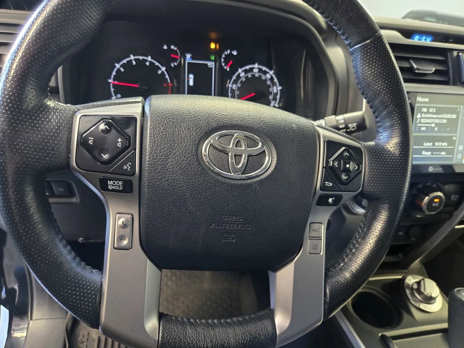 Used 2023 Toyota 4Runner SR5 Premium w/ Moonroof Package AWD/4WD image 17
