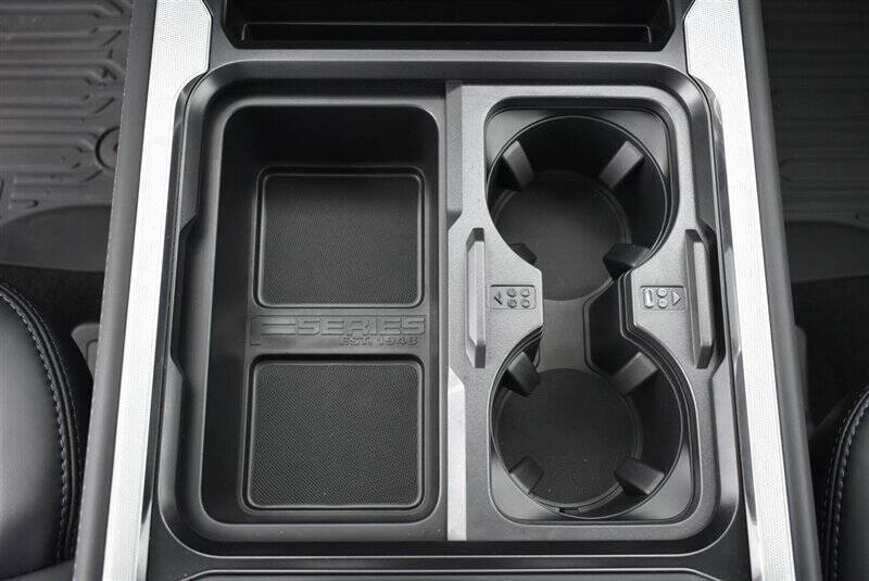 Used 2025 Ford F450 Platinum w/ Camper Package image 22