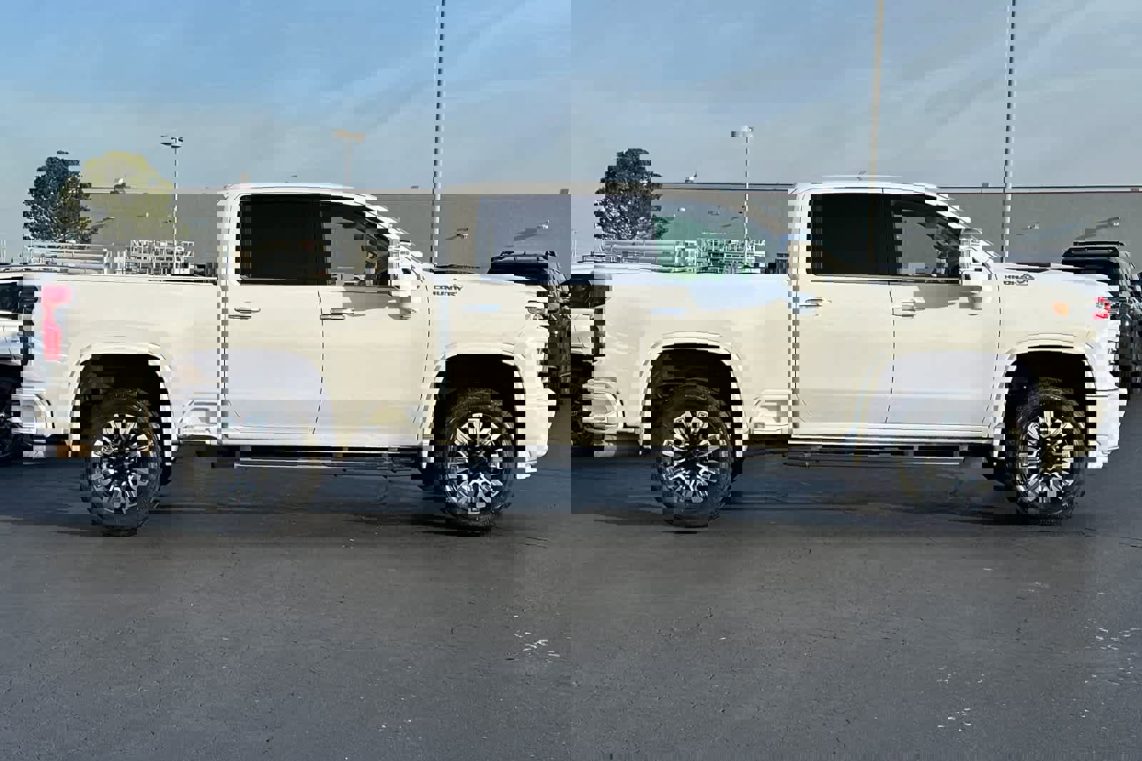 Used 2020 Chevrolet Silverado 2500 High Country image 6