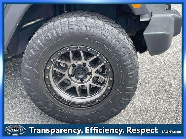 Used 2017 Jeep Wrangler Unlimited Sport w/ Quick Order Package 24S AWD/4WD image 9