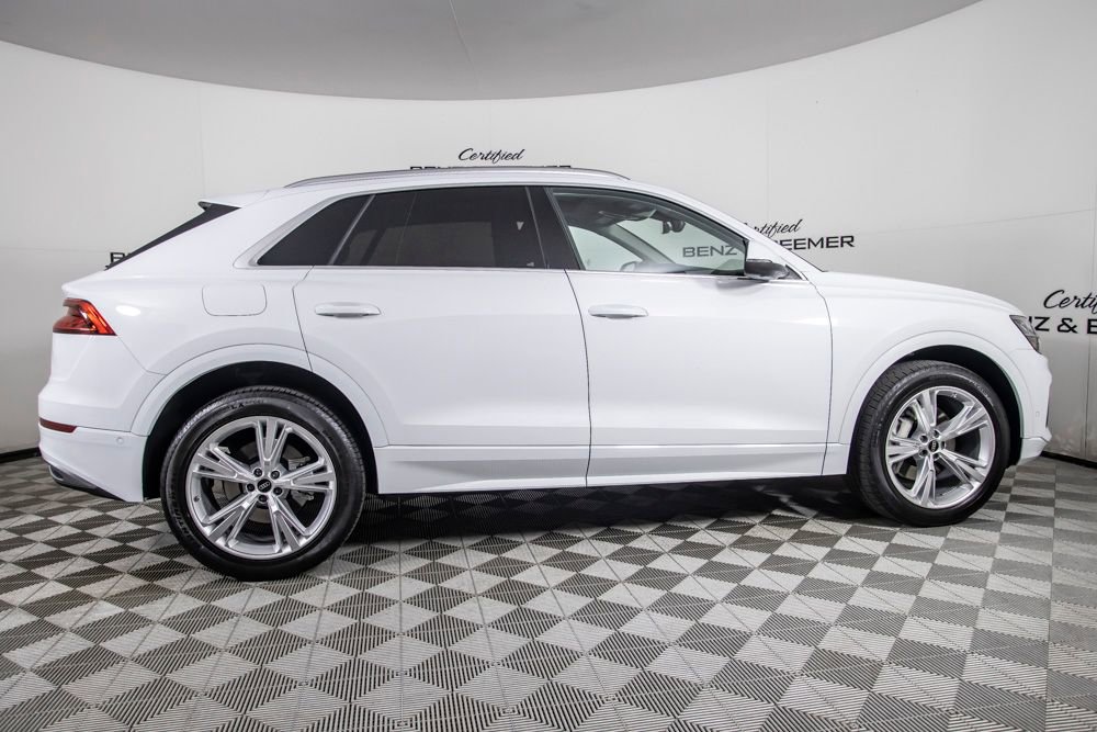 Used 2023 Audi Q8 Premium AWD/4WD image 11