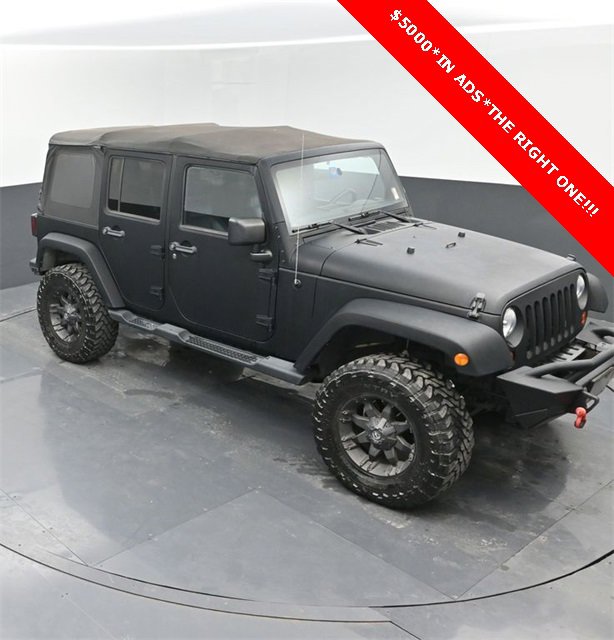 Used 2012 Jeep Wrangler Unlimited Sahara image 31