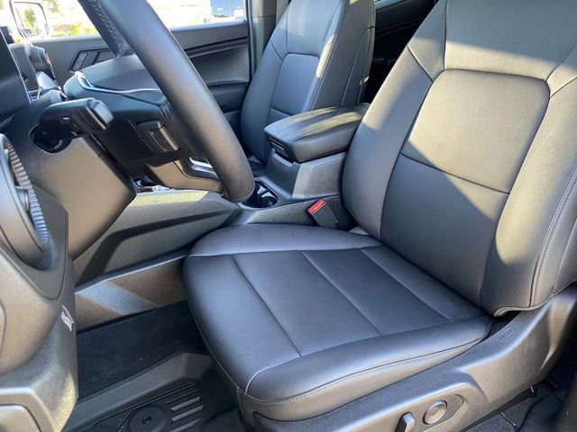 Used 2025 Chevrolet Colorado Trail Boss image 16