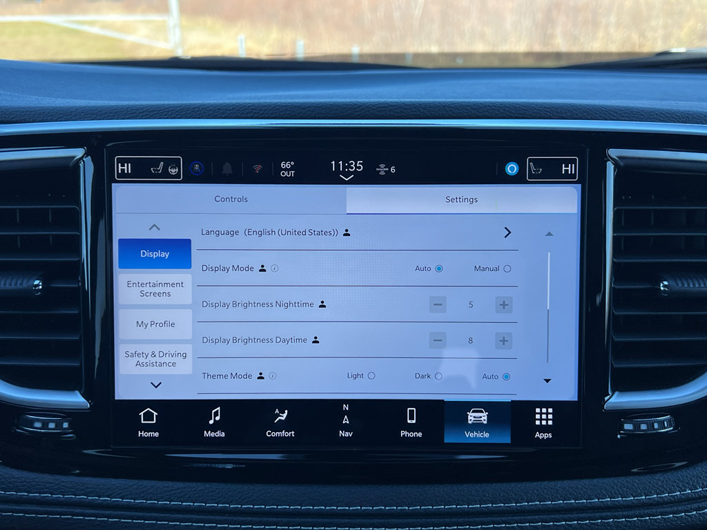 Used 2026 Chrysler Pacifica Limited w/ Uconnect Theater Family Group image 27