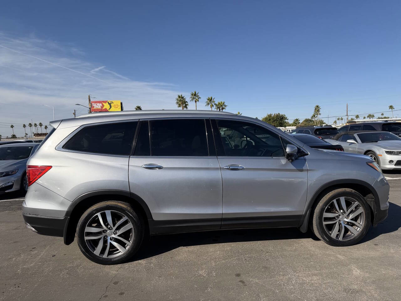 Used 2016 Honda Pilot Touring image 10