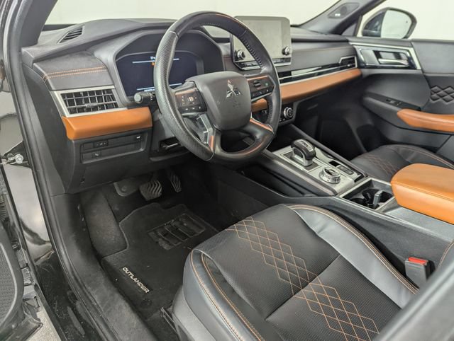 Used 2022 Mitsubishi Outlander SEL AWD/4WD image 11