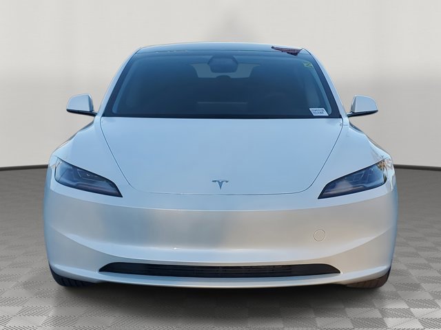 Used 2025 Tesla Model 3 Long Range image 2