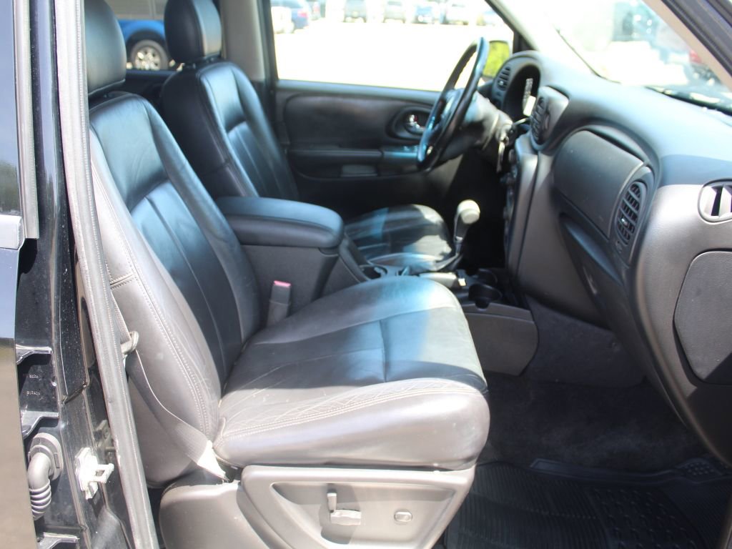 Used 2007 Chevrolet TrailBlazer LT AWD/4WD image 14