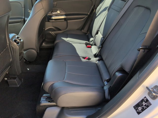 New 2026 Mercedes-Benz GLB 250 4MATIC image 15