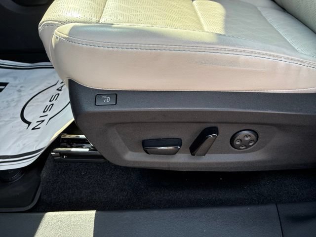 Certified 2025 Nissan Murano Platinum w/ Cargo Package AWD/4WD image 20