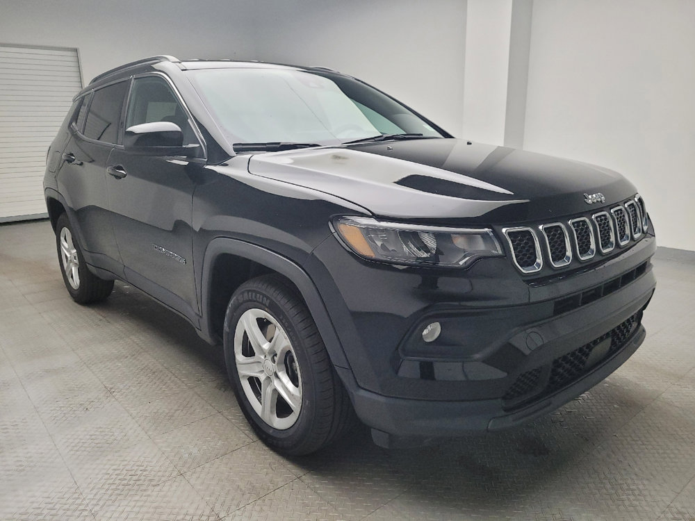 Used 2024 Jeep Compass Latitude w/ Altitude Special Edition image 13