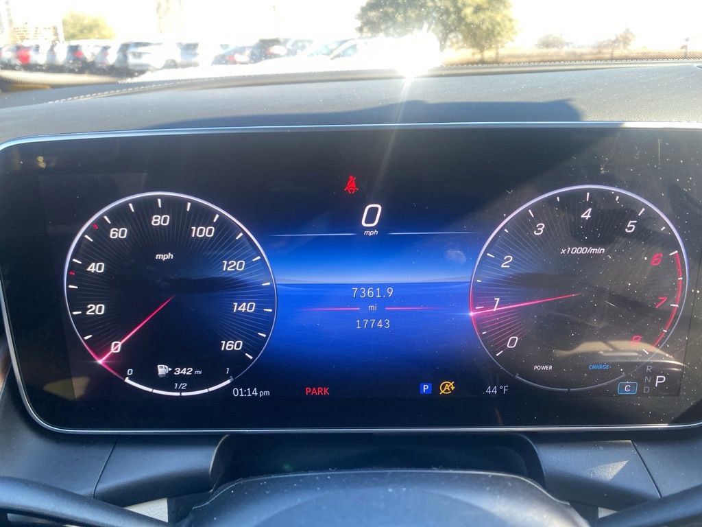 Used 2024 Mercedes-Benz GLC 300 4MATIC image 21