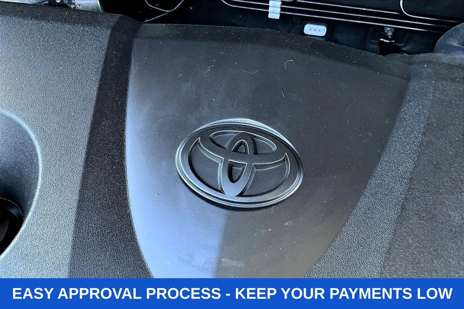 Used 2022 Toyota RAV4 LE AWD/4WD image 38