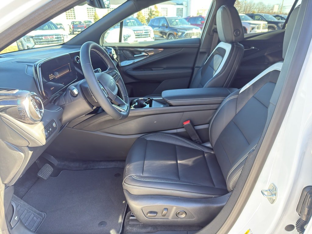 New 2026 Chevrolet Blazer EV LT FWD image 8