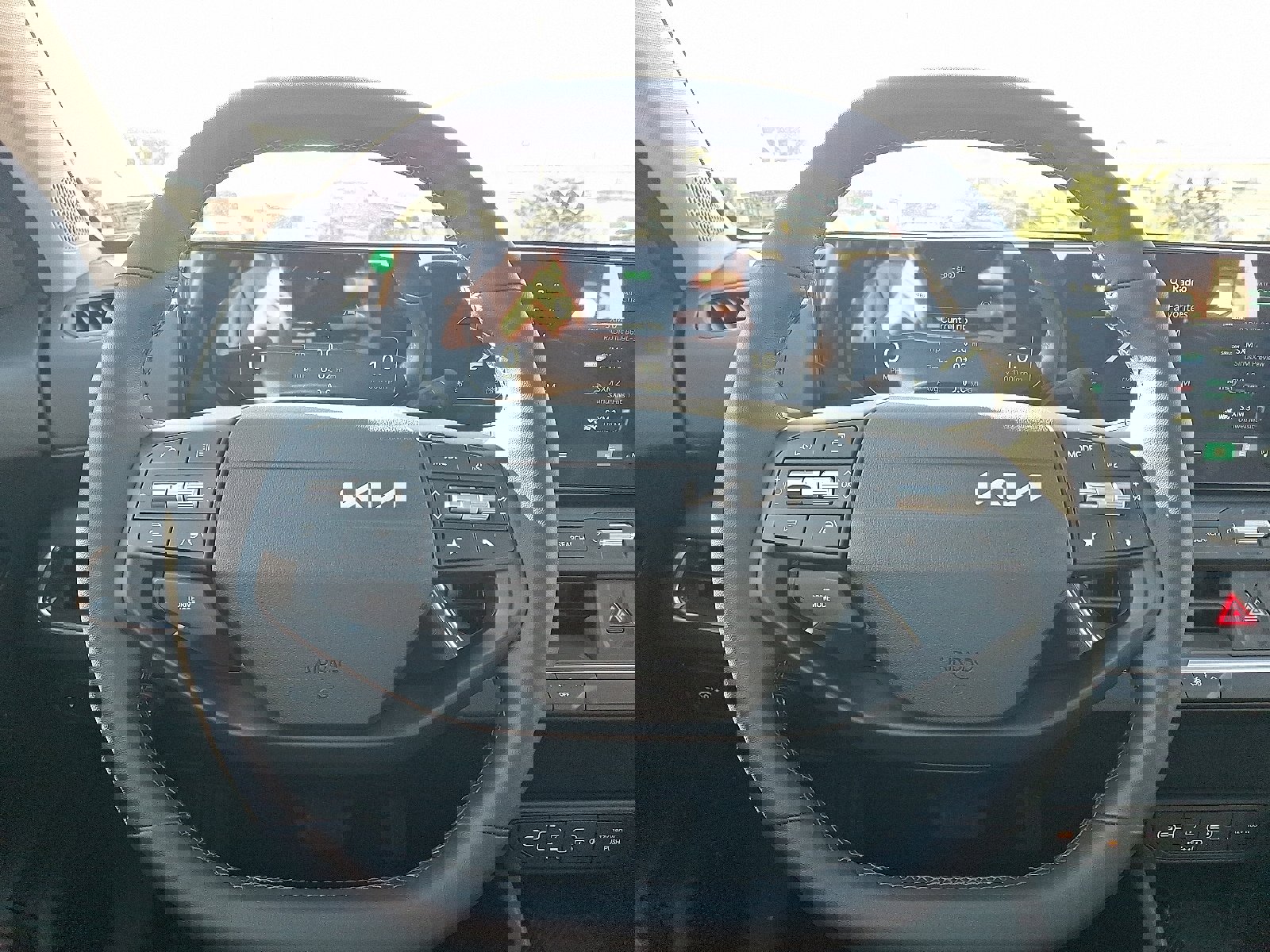 New 2025 Kia K4 EX image 13