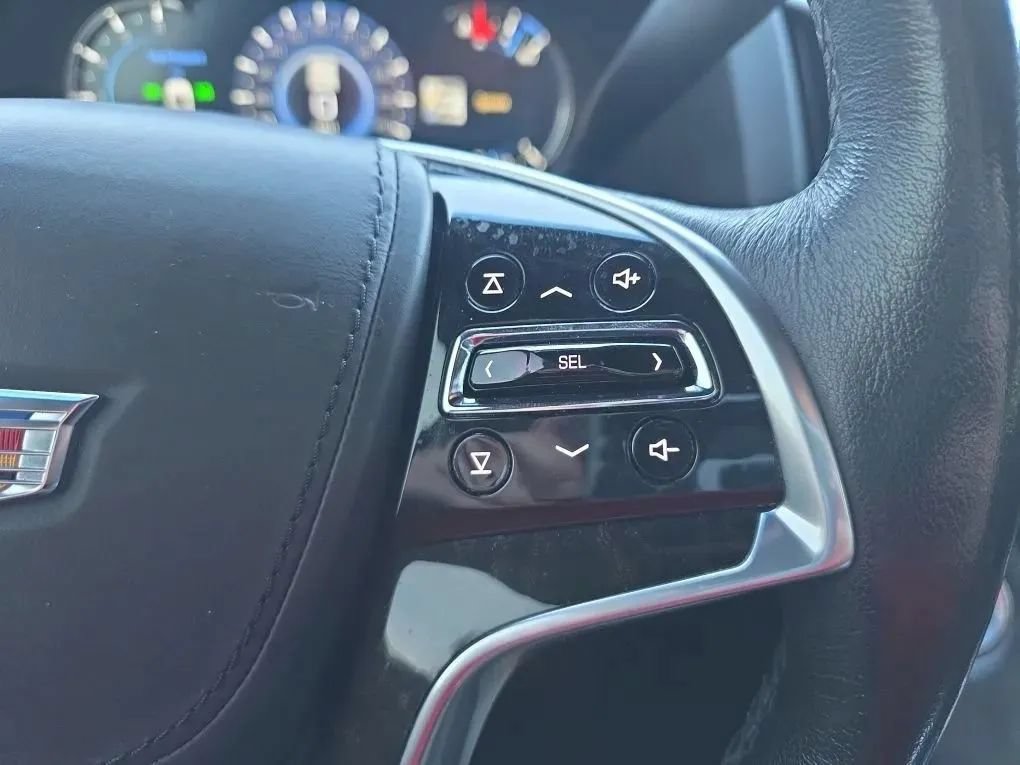 Used 2019 Cadillac Escalade Platinum AWD/4WD image 17