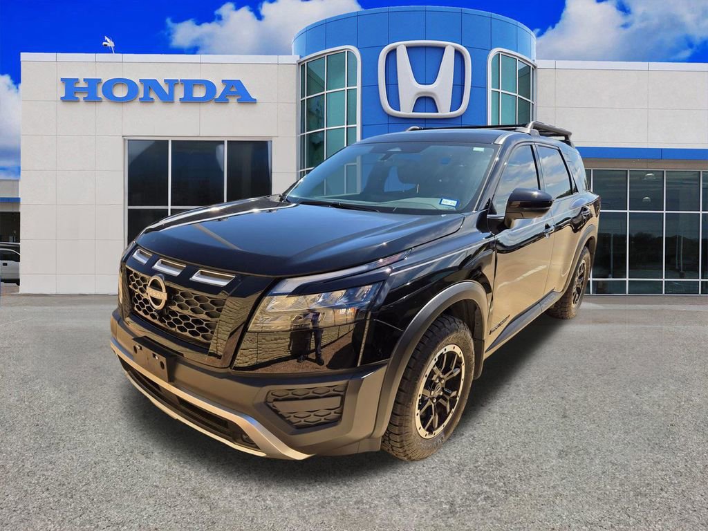 Used 2024 Nissan Pathfinder Rock Creek AWD/4WD image 17