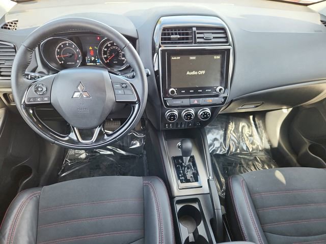 Used 2022 Mitsubishi Outlander Sport SE image 9