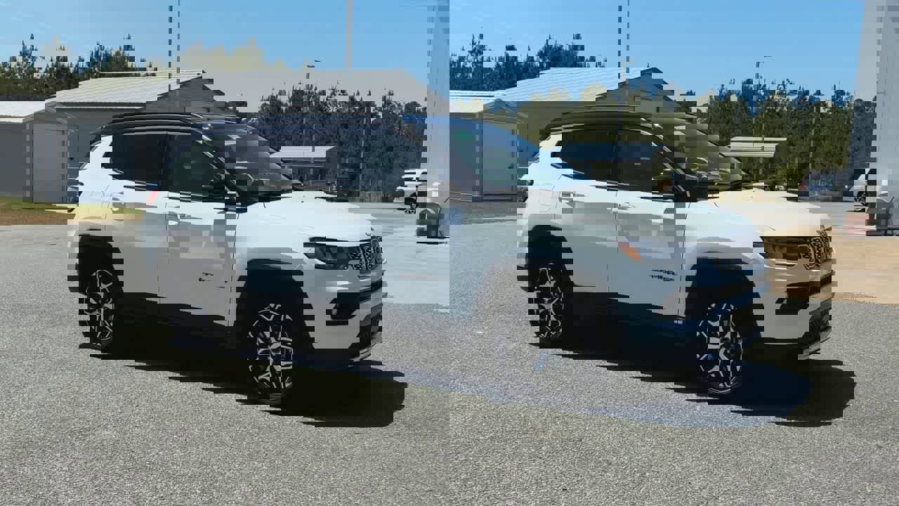 Used 2025 Jeep Compass Limited AWD/4WD video 2