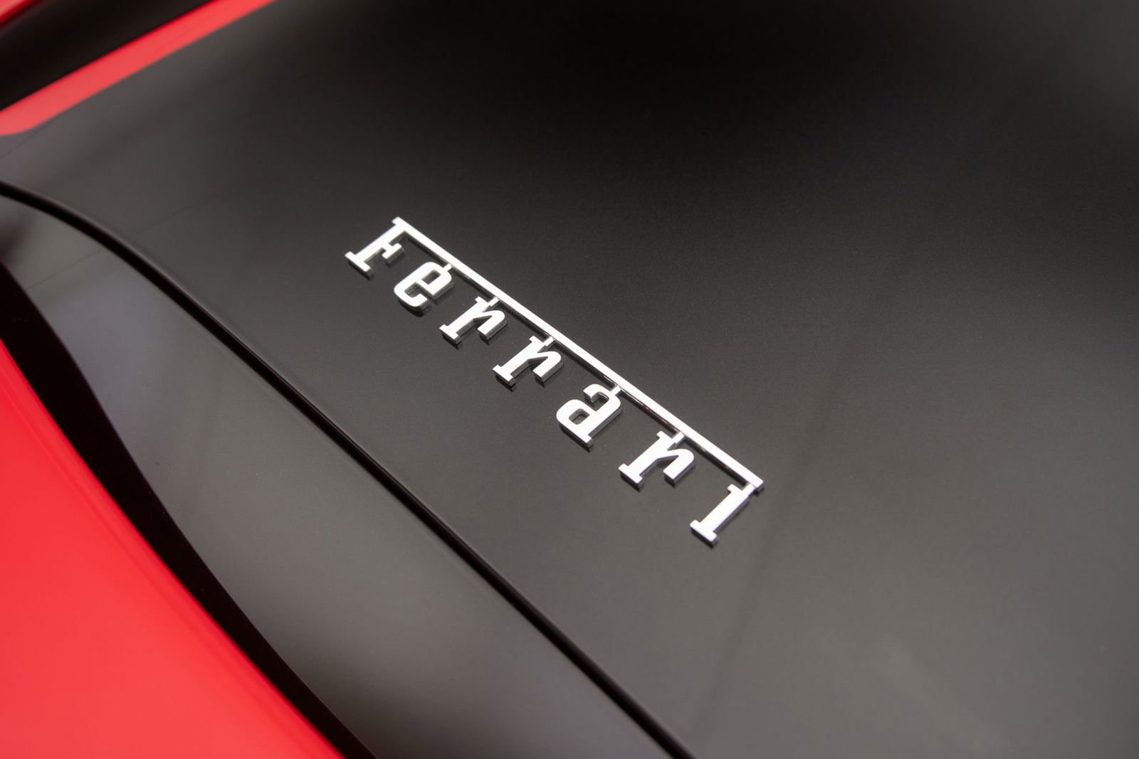 Used 2020 Ferrari 488 Pista Spider image 56