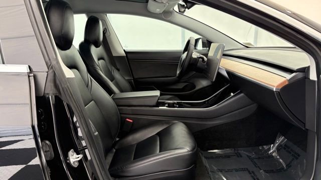 Used 2020 Tesla Model 3 Long Range AWD/4WD image 19
