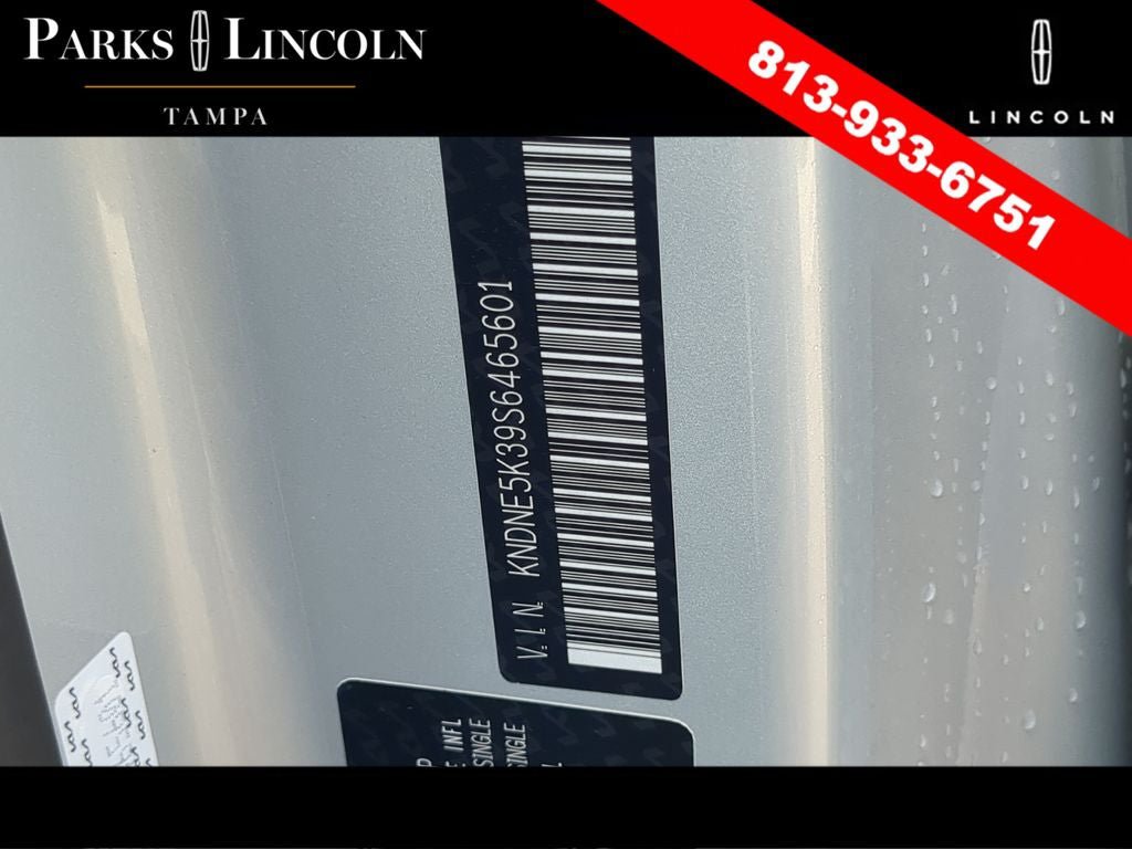 Used 2025 Kia Carnival SX FWD image 38