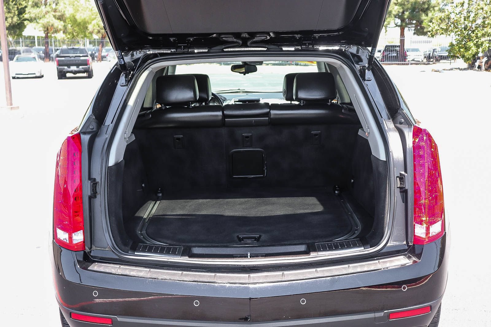 Used 2013 Cadillac SRX Premium FWD image 33