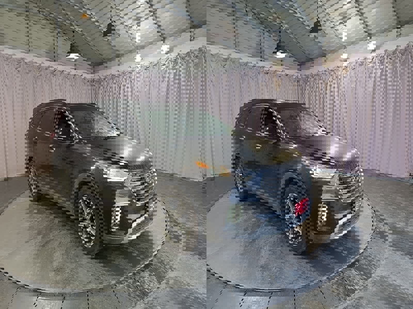 Used 2018 Hyundai Santa Fe SE image 5