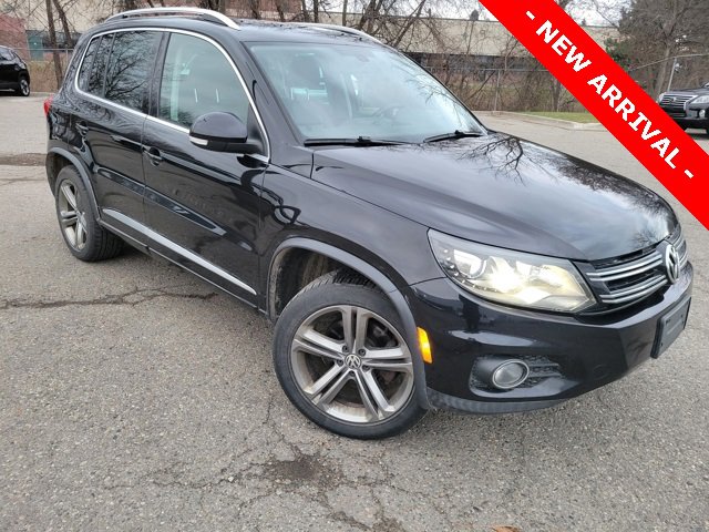 Used 2017 Volkswagen Tiguan Sport image 1