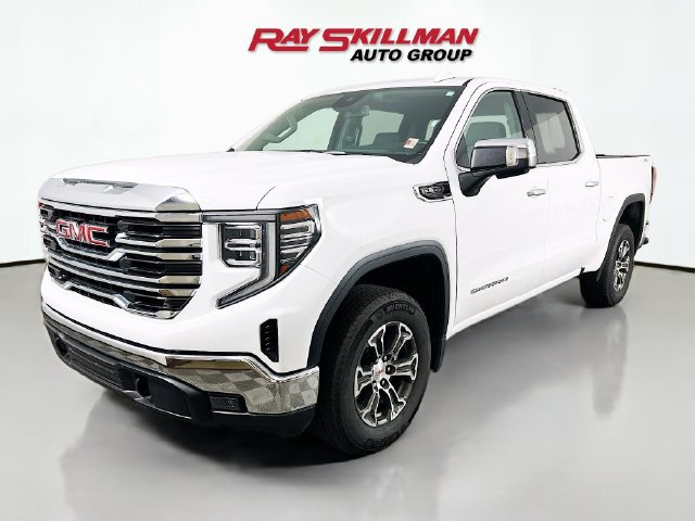 Used 2026 GMC Sierra 1500 SLT AWD/4WD image 3