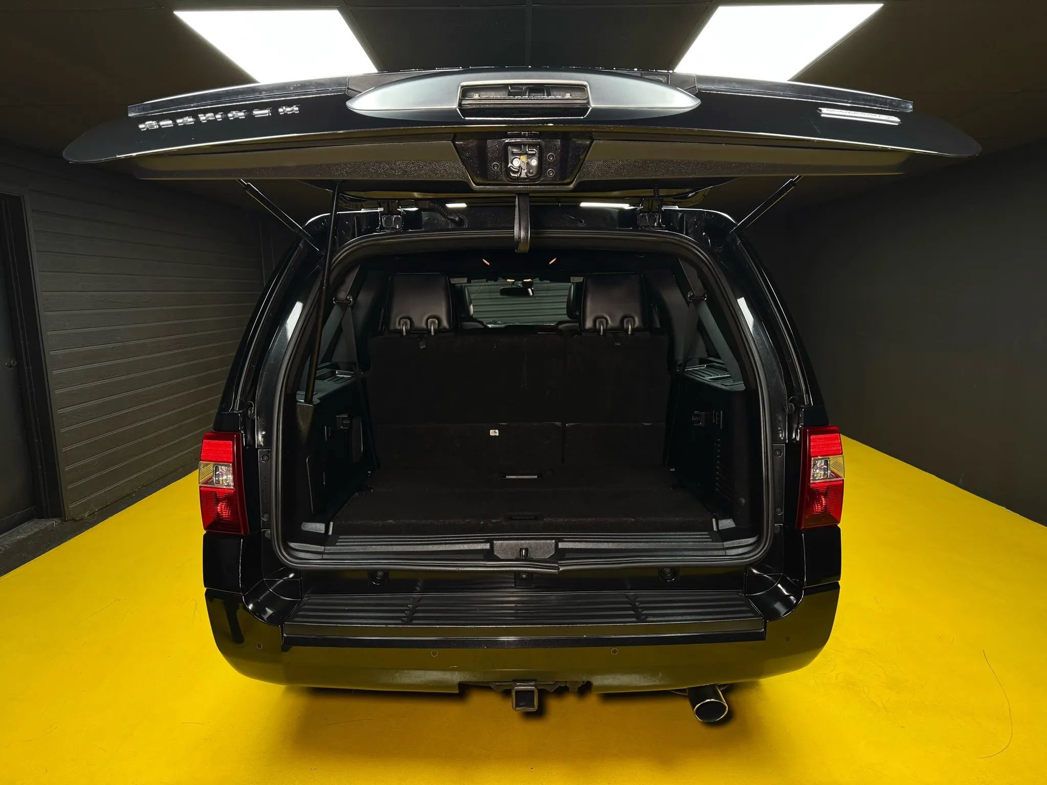 Used 2015 Ford Expedition EL Platinum image 15