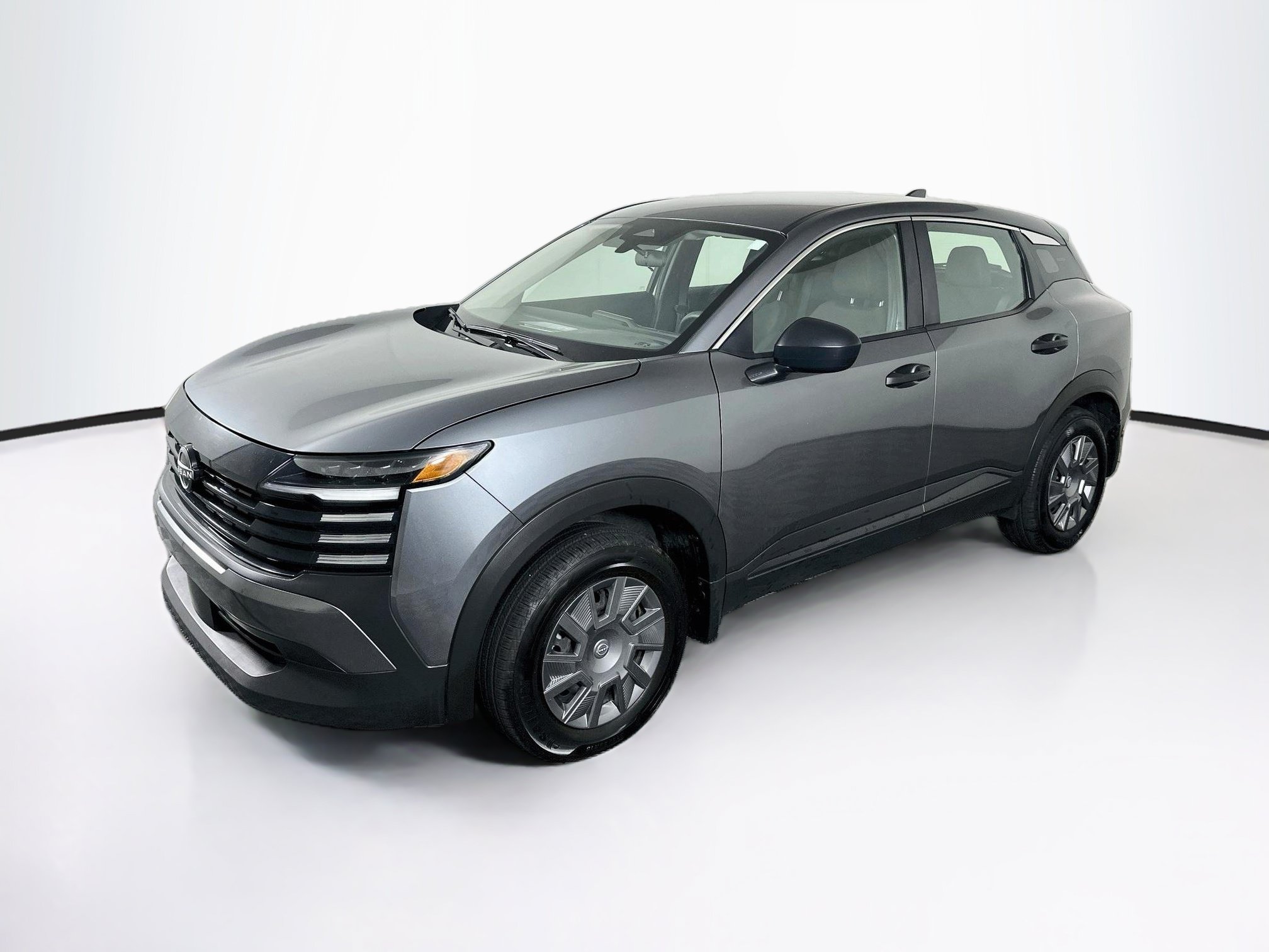Used 2025 Nissan Kicks S FWD image 3