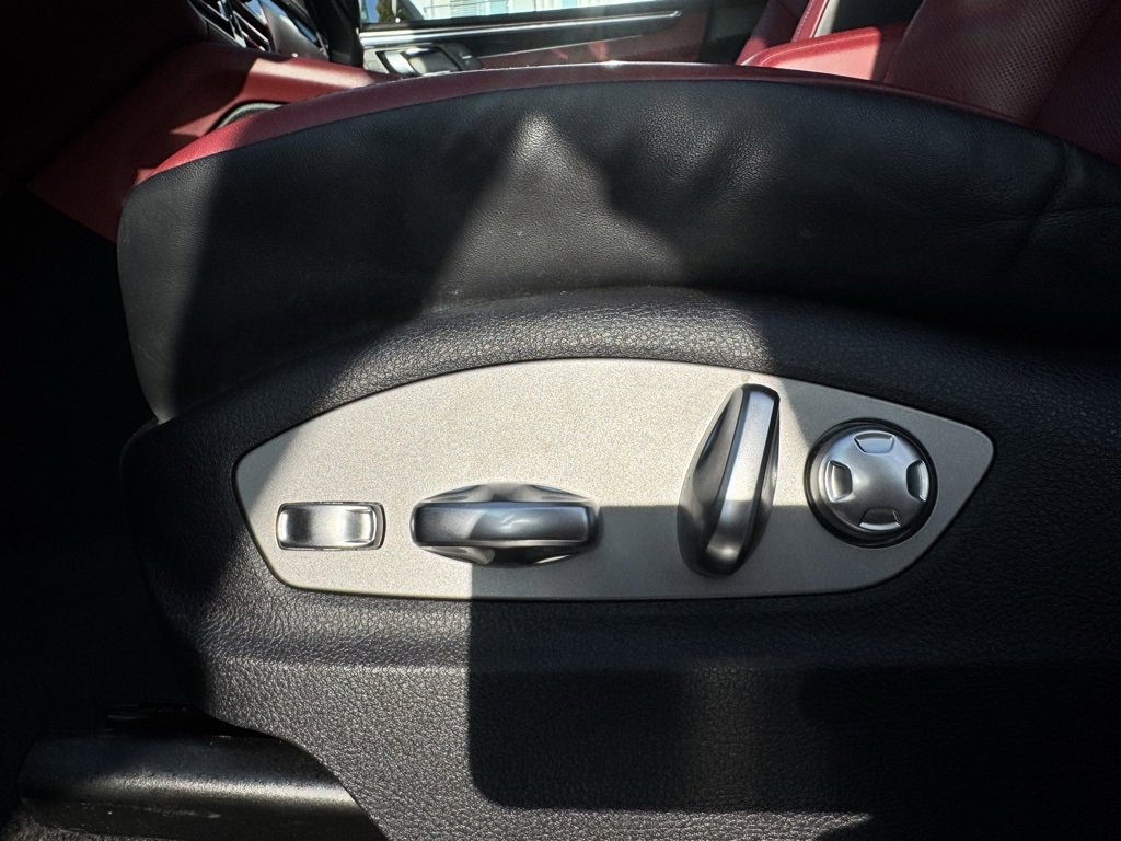 Used 2023 Porsche Macan image 21