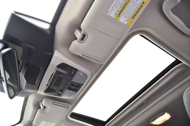 Used 2024 Subaru Crosstrek 2.0i Premium image 20